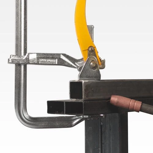 Ścisk przesuwny zapadkowy spawalniczy Strong Hand Tools 320x120mm - montaz